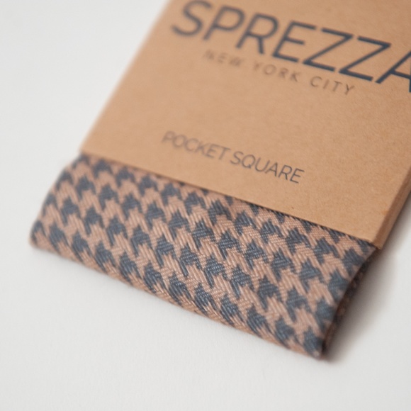 Sprezza NYC Herringbone Pocket Square - Picture 3 of 5